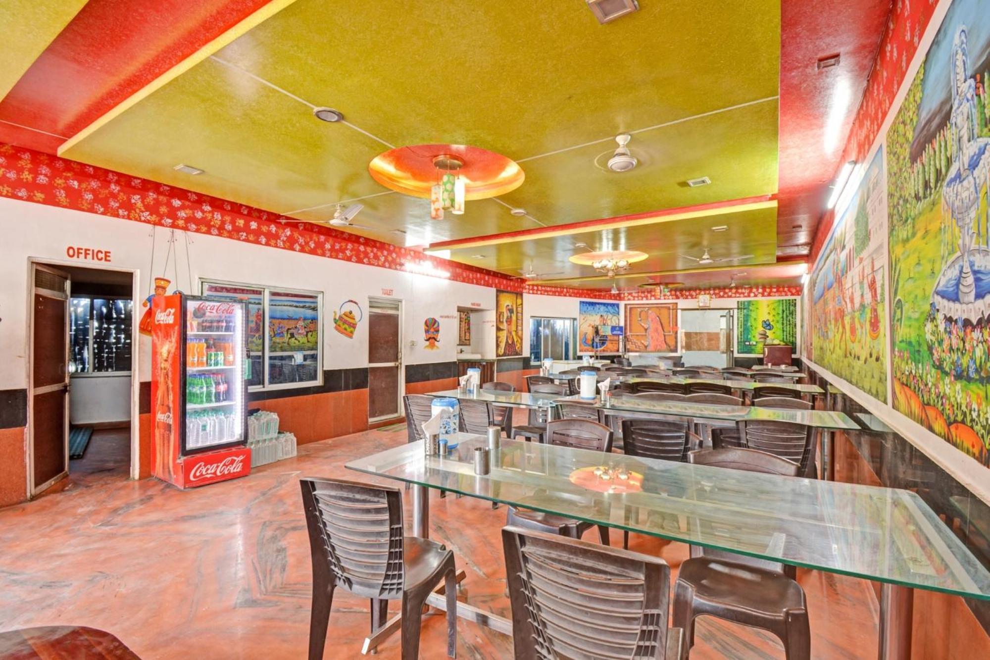 Bedla Hotel O Shree Balaji Hotel & Restaurant מראה חיצוני תמונה